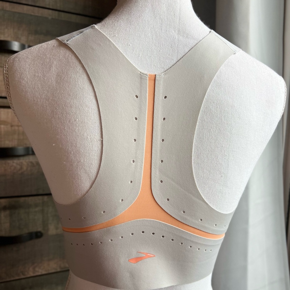 Brooks women’s running sports bra